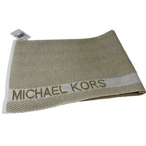 NWT Michael Kors Gold Scarf Winter Fall Holiday Casual Elegance Basics Warm